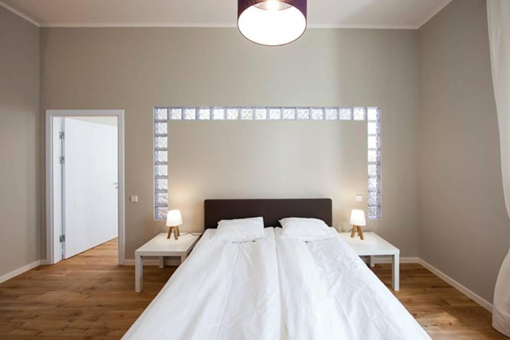 Modern & Spacious 80M2 Apartment In Riga Old Town Dış mekan fotoğraf